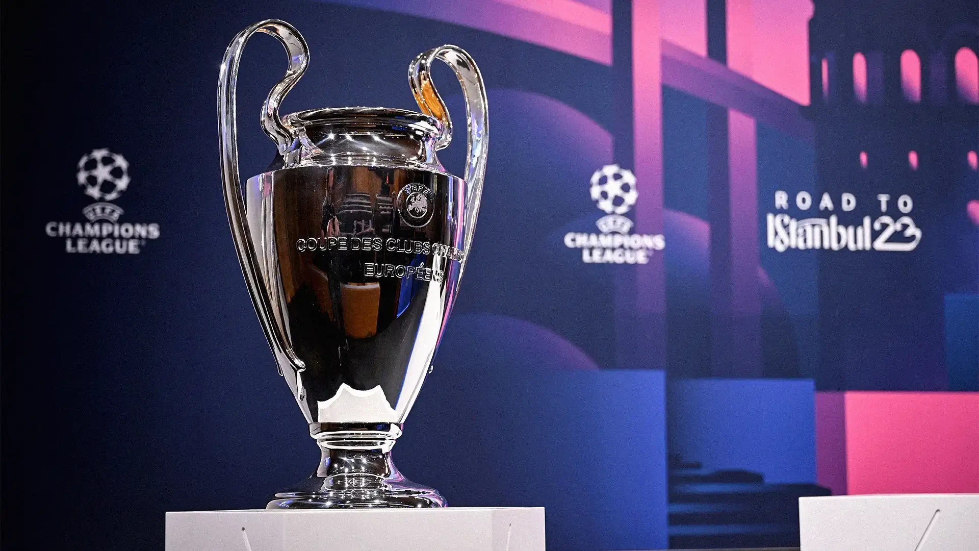 الذكاء الاصطناعي يتوقع بطل دوري أبطال أوروبا 2025