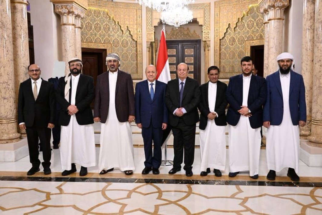 حكومة الفنادق: جمهورية الموكيت والميني بار