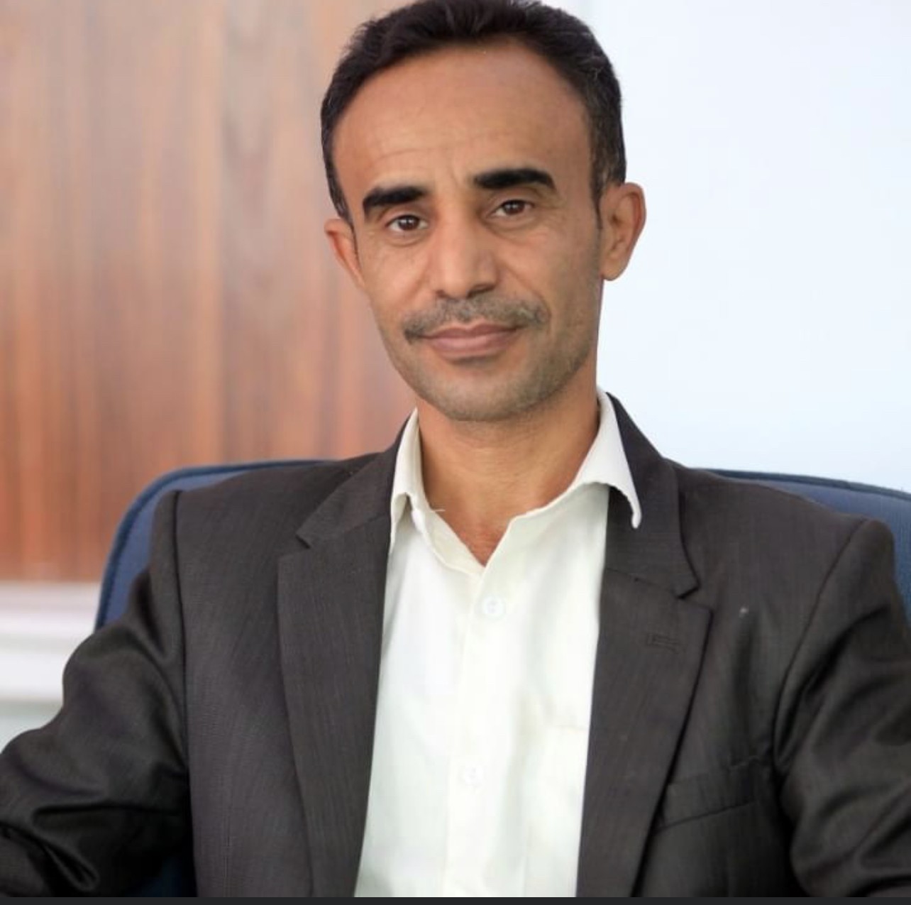 نجيب العصار